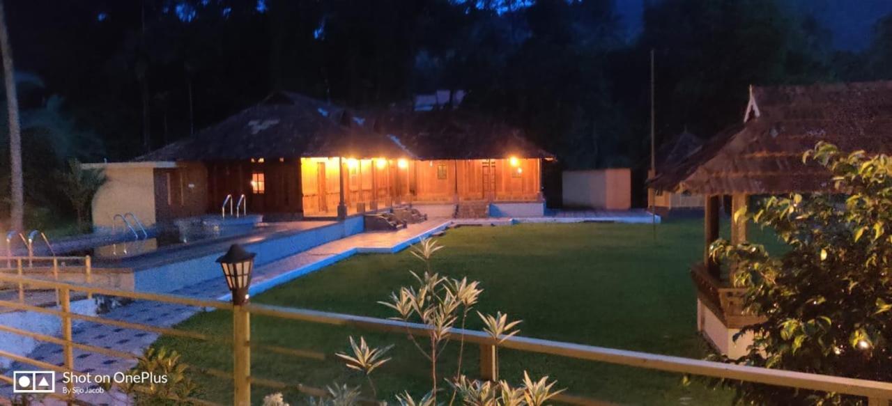 Sparrow Vale Resort Kotamangalam Exterior foto
